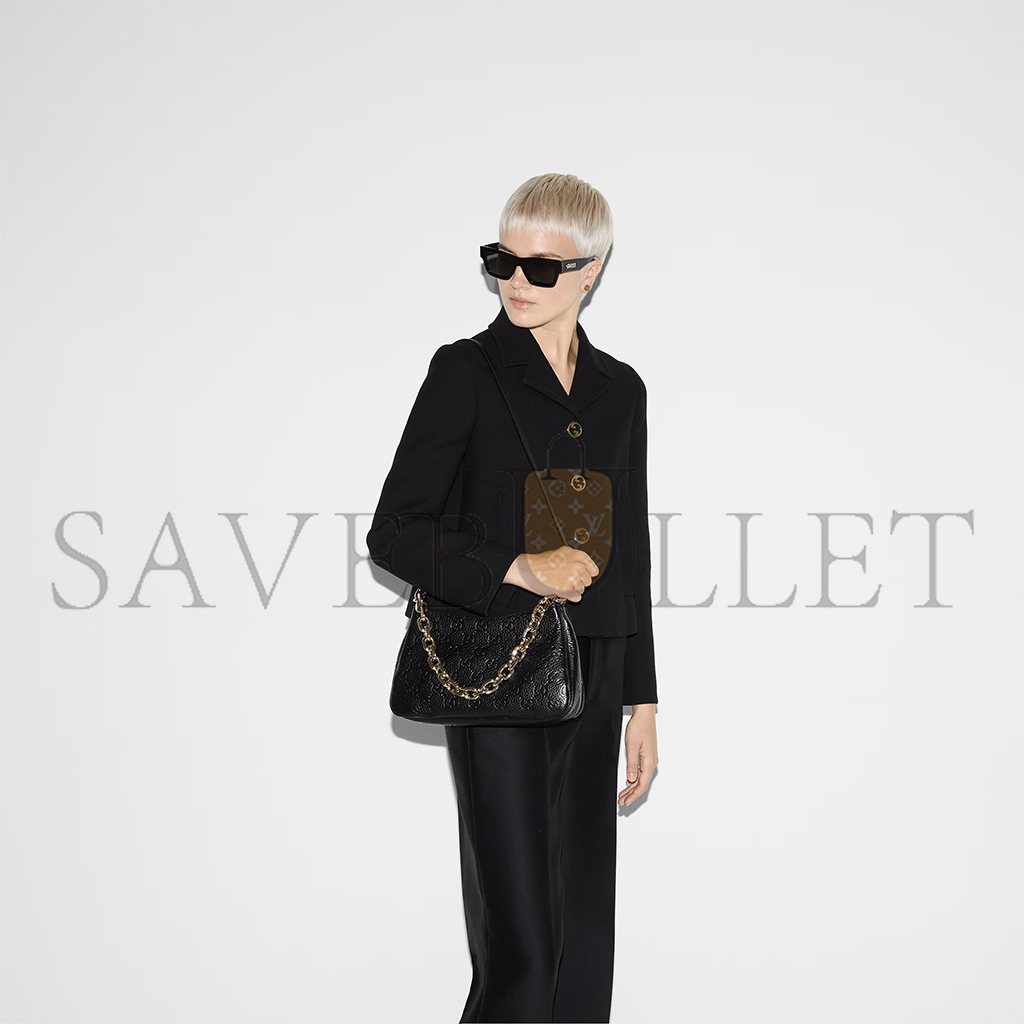 G*u*i gg emblem small shoulder bag 815263 (29*17*10cm)